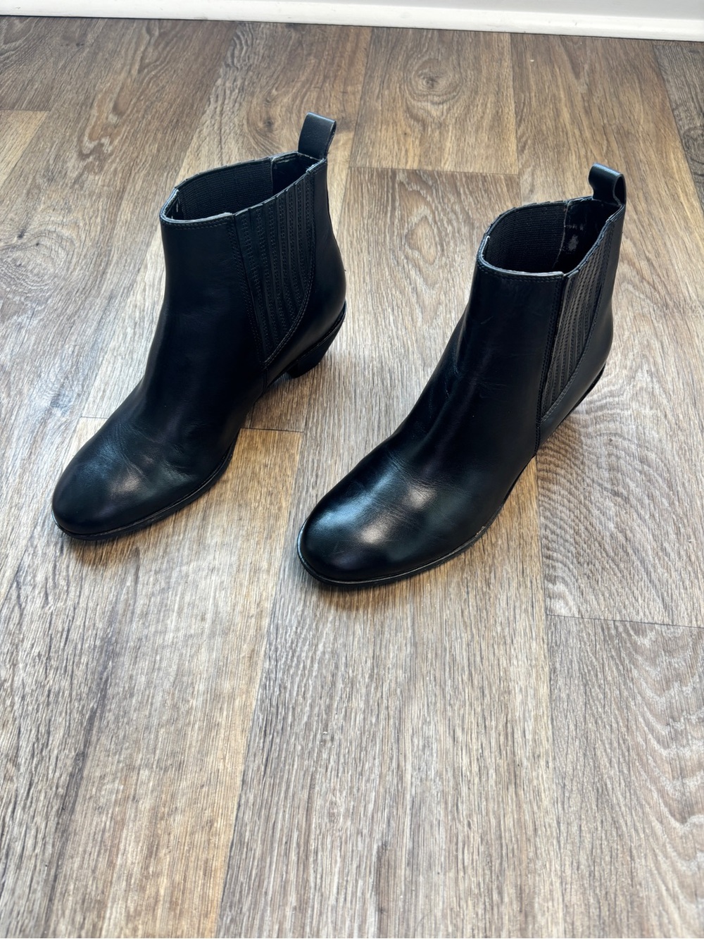 ECCO Black Leather Chelsea Ankle Boots Women’s EU 38 US 7.5 8 - Picture 3 of 12